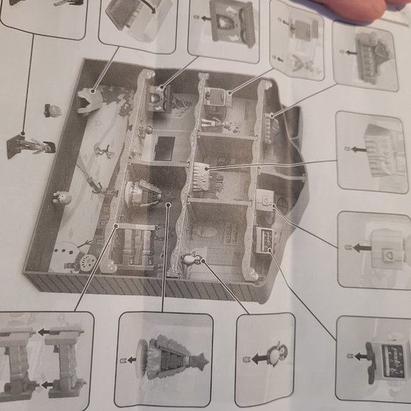 2021 Advent Polly Pocket Chalet - Picture 6 of 16